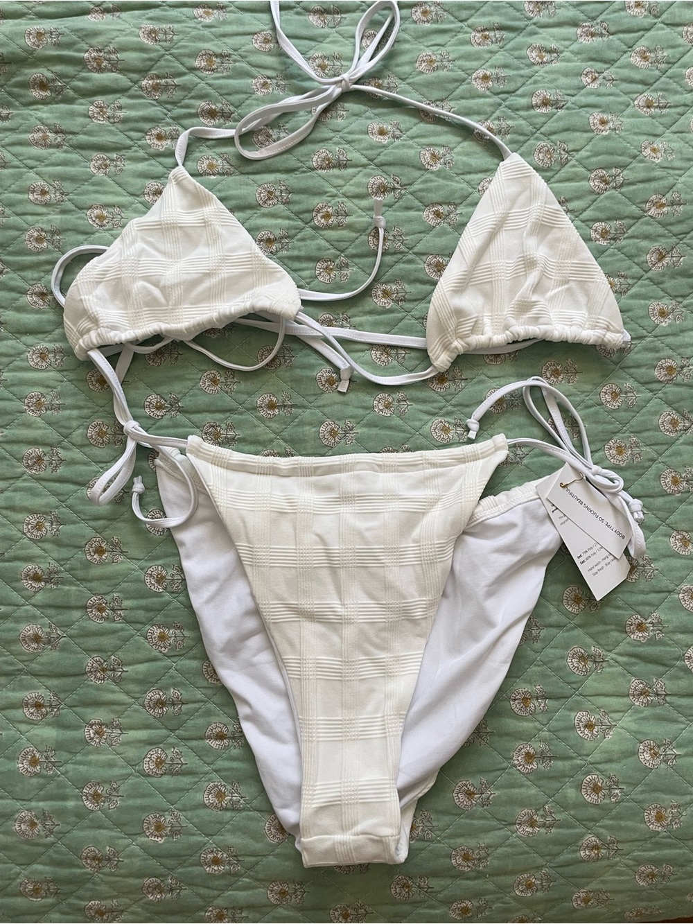 LONDRE White Textured Triangle Bikini Set - Women Swim